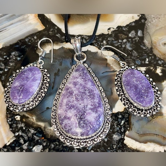 Lepidolite Pendant & Earrings Set - Picture 8 of 15